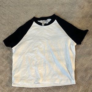 Black and white crop top!